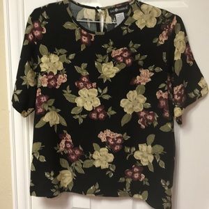 Floral SAG HARBOR Size L Short Sleeve Top
